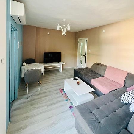 Midtown Apartment Kŭrdzhali Extérieur photo