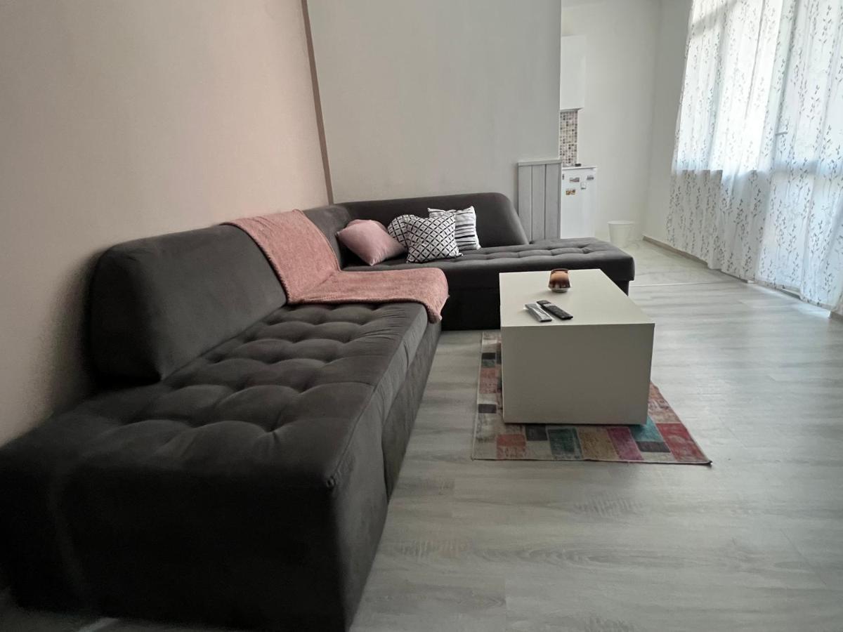 Midtown Apartment Kŭrdzhali Extérieur photo