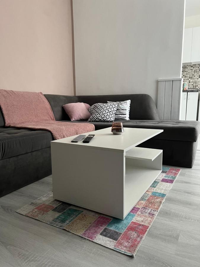 Midtown Apartment Kŭrdzhali Extérieur photo